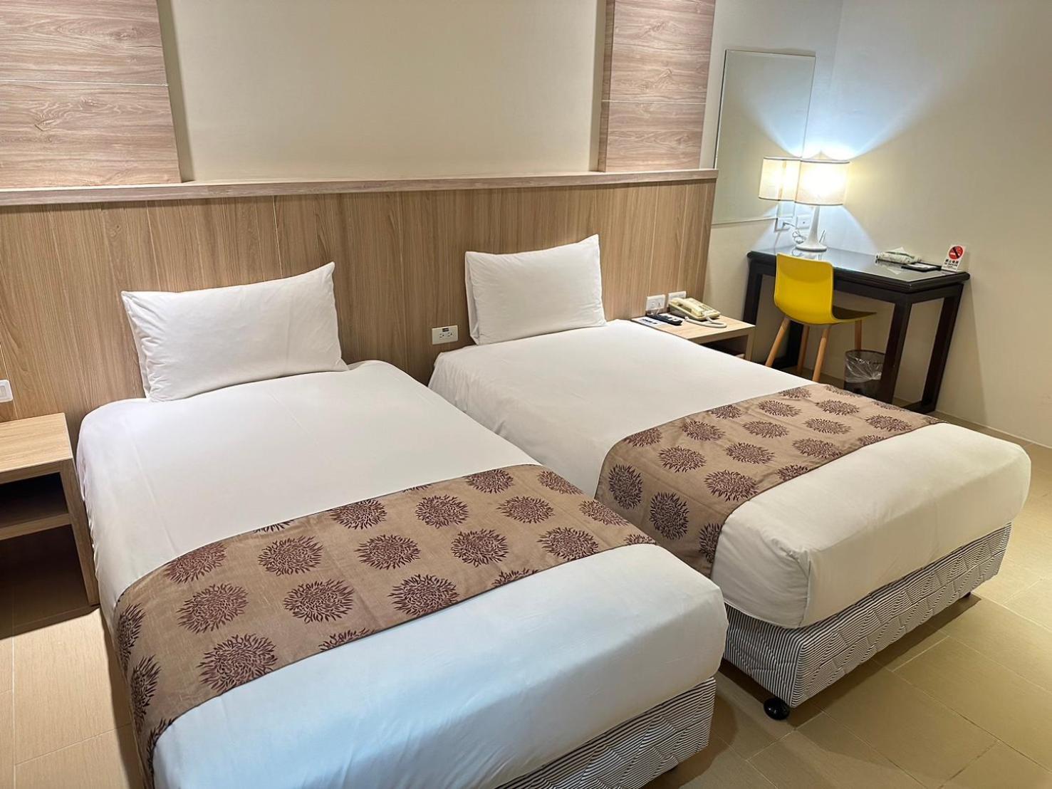 East Town 26 Hotel Hualien Exterior foto